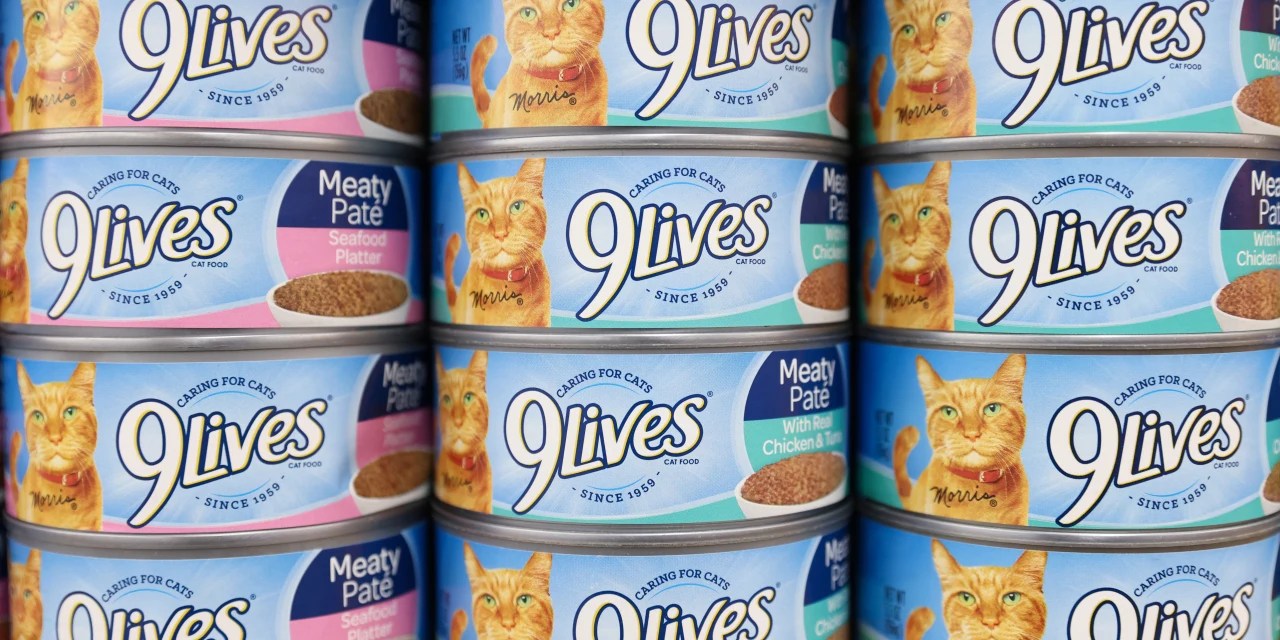 Post to Buy Pet Food Brands From J.M. Smucker for 1.2 Billion WSJ