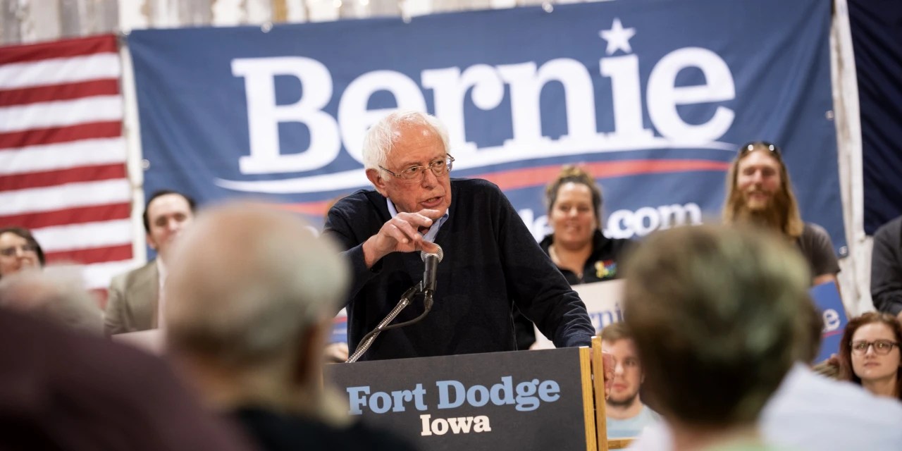 Bernie Sanders, a FrontRunner With Financing to Prove It, Struggles to