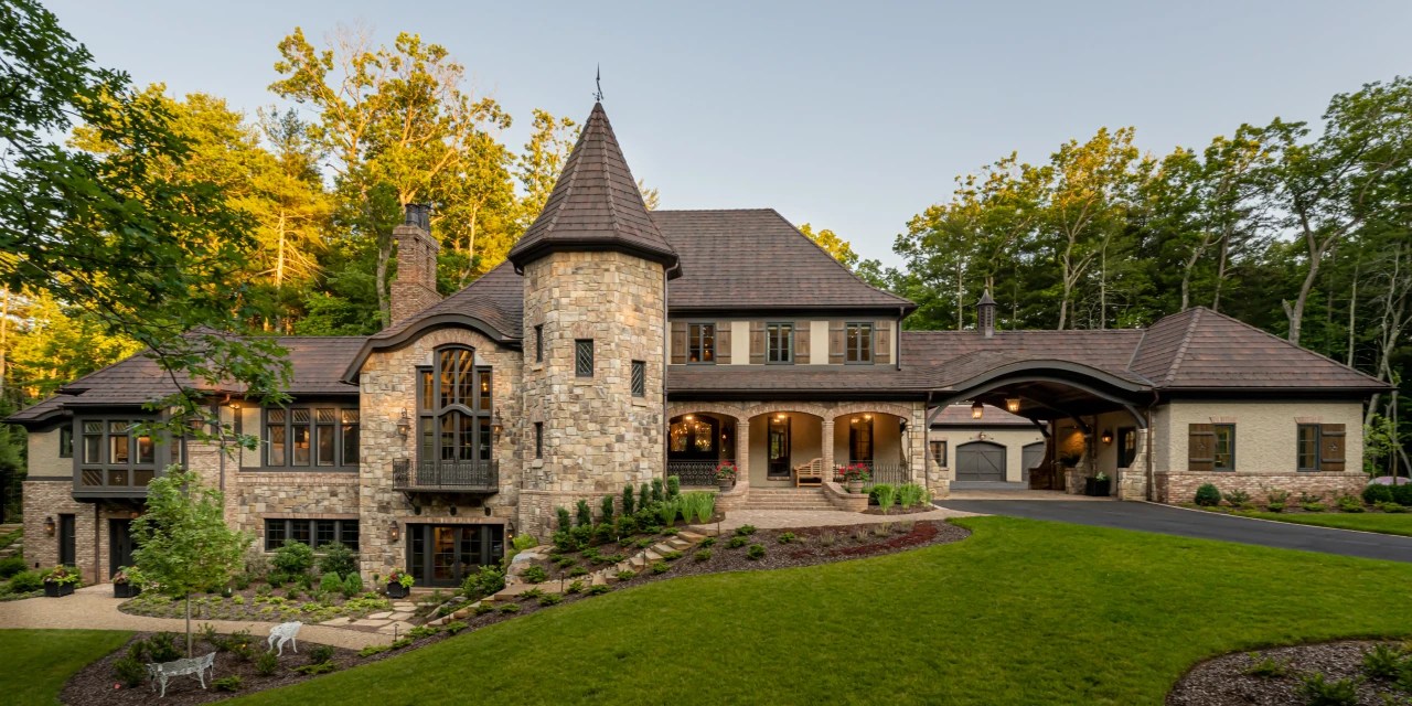 Asheville Home Near the Biltmore Estate Sells for Record 9.6 Million WSJ