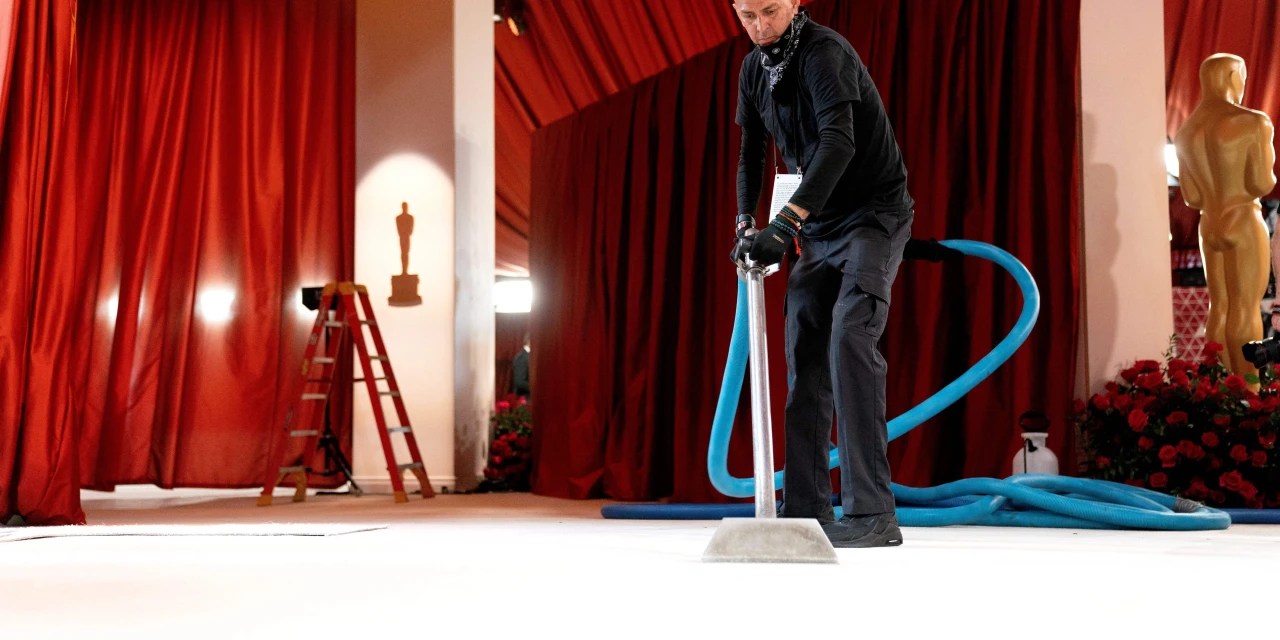 The 9 Biggest Surprises and Moments of the Night(06)