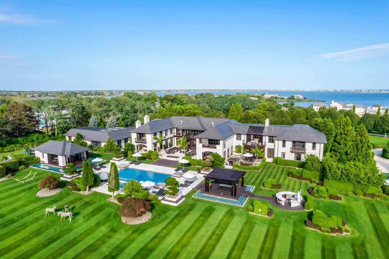 Hamptons Home With a 750Gallon Shark Tank Lists for 59.5 Million WSJ