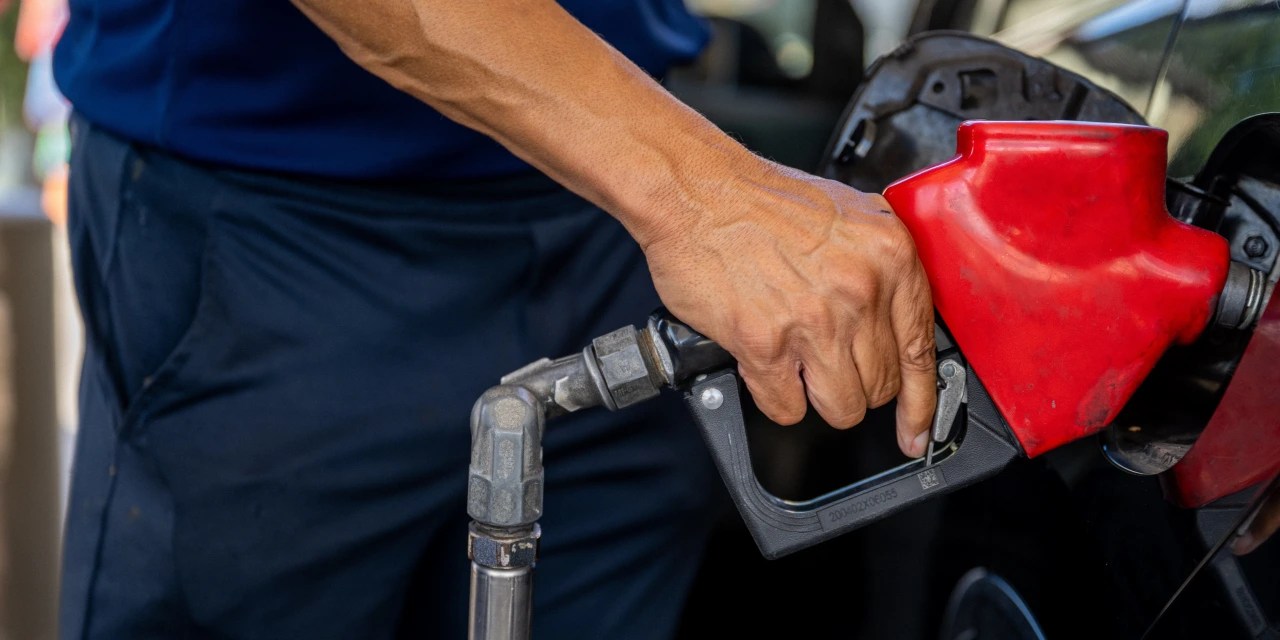 Mountain Express Oil Files for Bankruptcy Blaming Landlord Dispute - WSJ