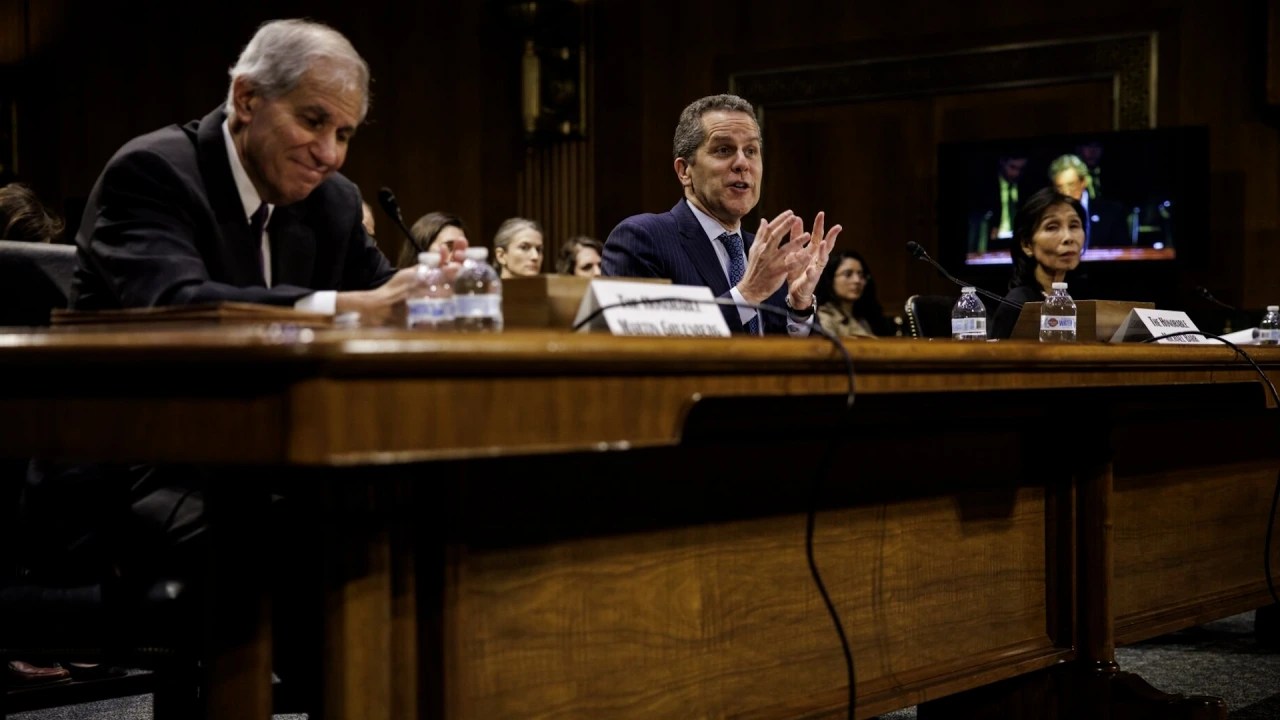 Top Bank Regulators Testify Before Senate Over SVB, Signature Failures