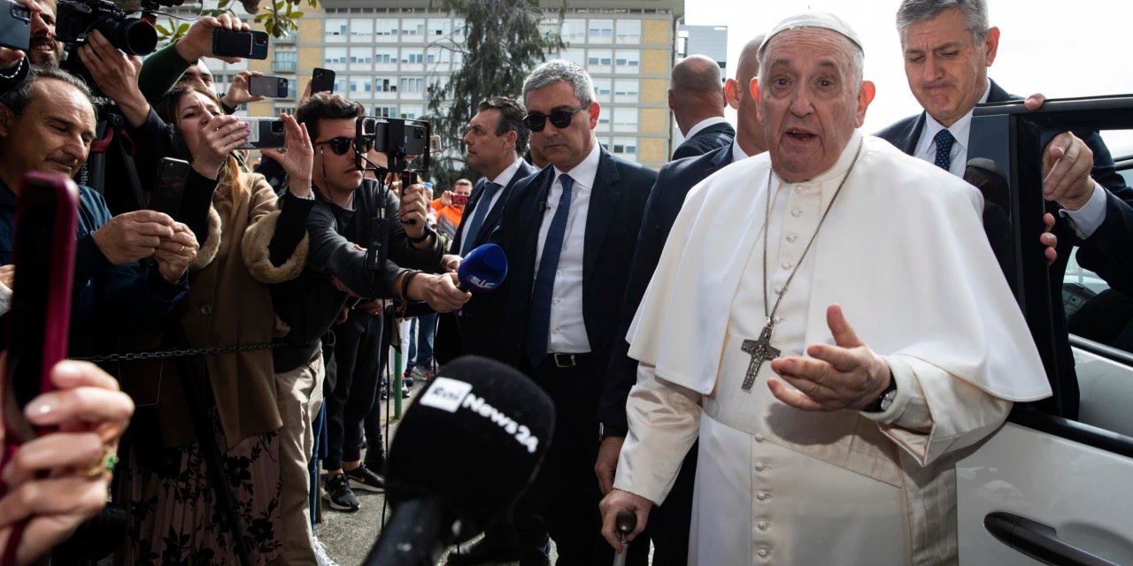 Pope Francis Leaves Hospital After Treatment for Bronchitis WSJ