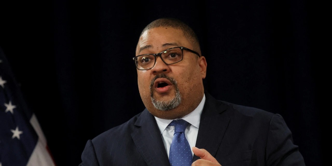 Manhattan District Attorney Alvin Bragg Sues Jim Jordan Over Trump Case