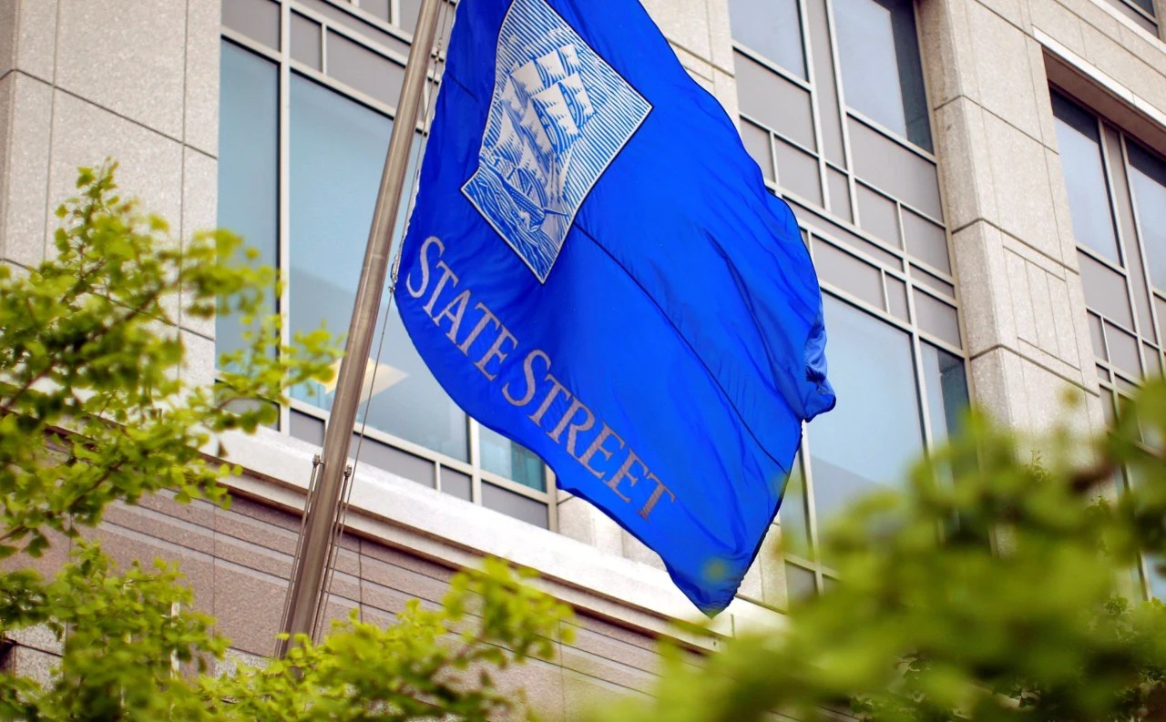 State Street Launches Carbon, Positioning Indicators on Institutional