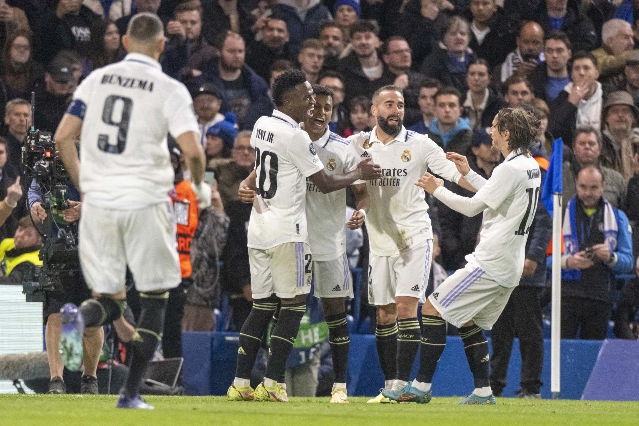 Real Madrid, European Soccer’s Aristocrat, Learns to Live as an