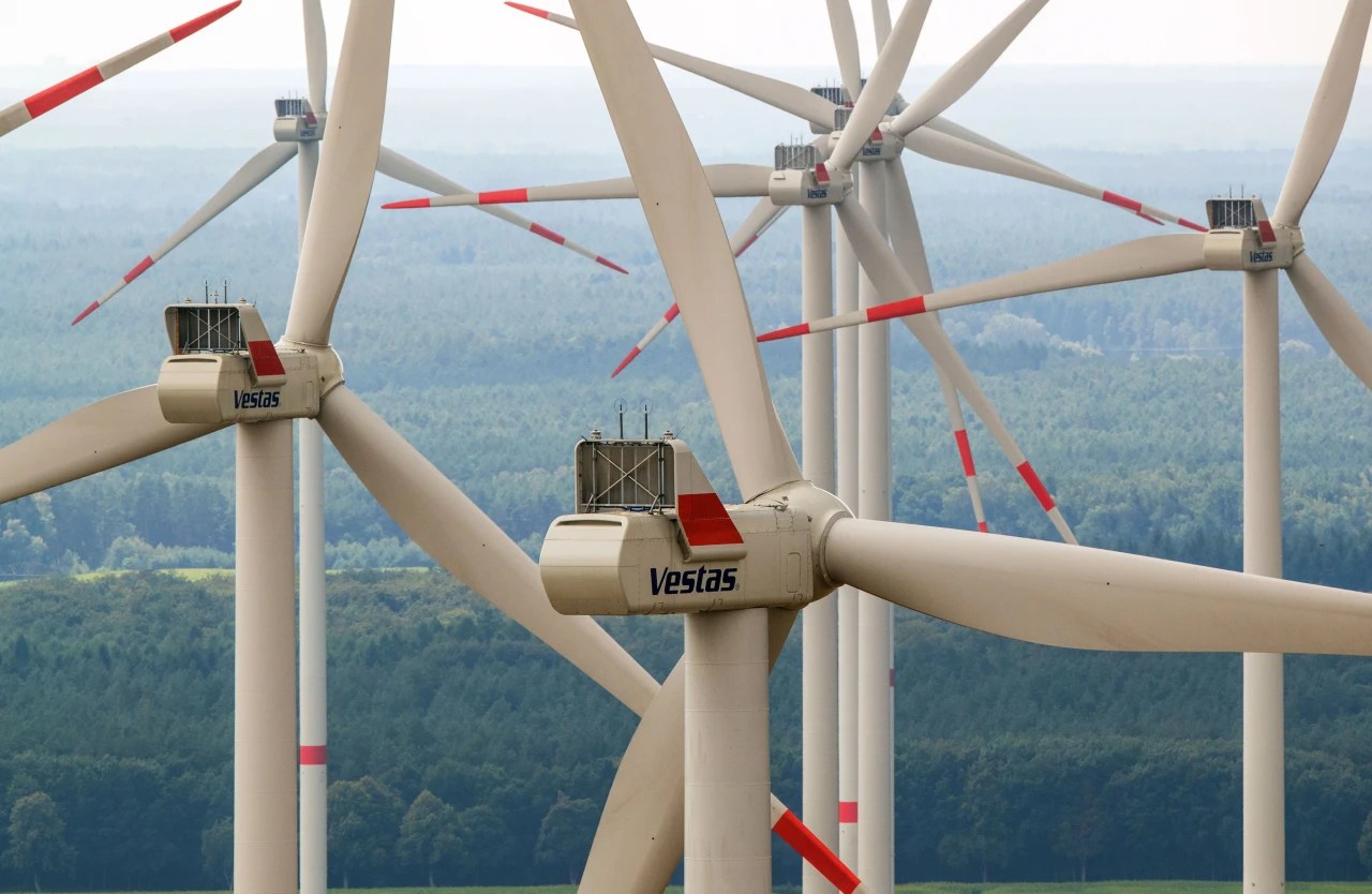Wind Turbine Stock Is Turning Very Slowly