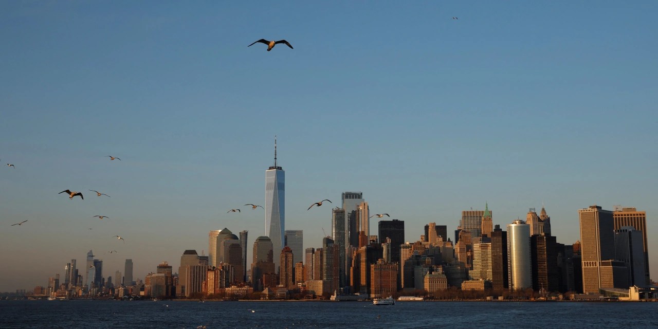 Airbnb Fights New NYC ShortTerm Rental Requirements WSJ