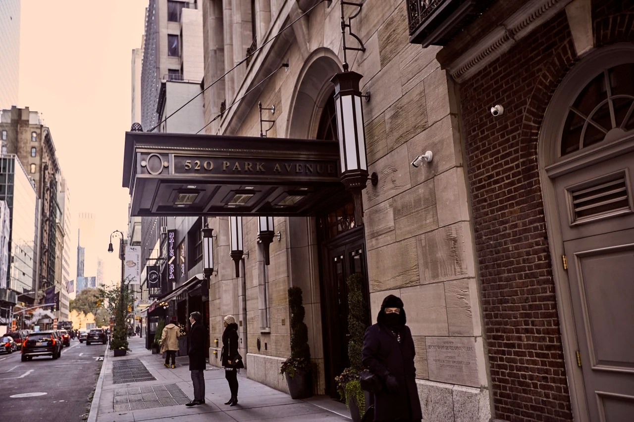 New York City Apartment on Billionaires’ Row Sells for 37.5 Million WSJ