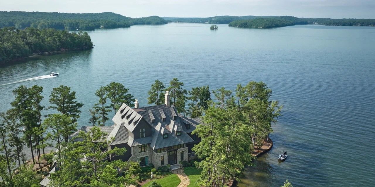 News Article A ManMade Lake in Alabama Is Giving the Gulf Coast a