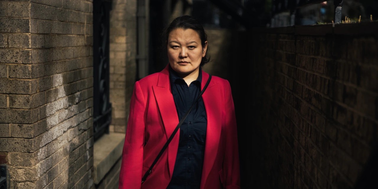 Western Authorities Investigate Possible Poisonings of Russian Activist(05)