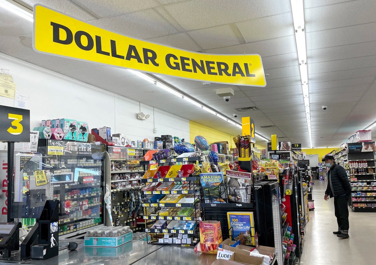 Dollar General Stock Sinks After Company Cuts Outlook