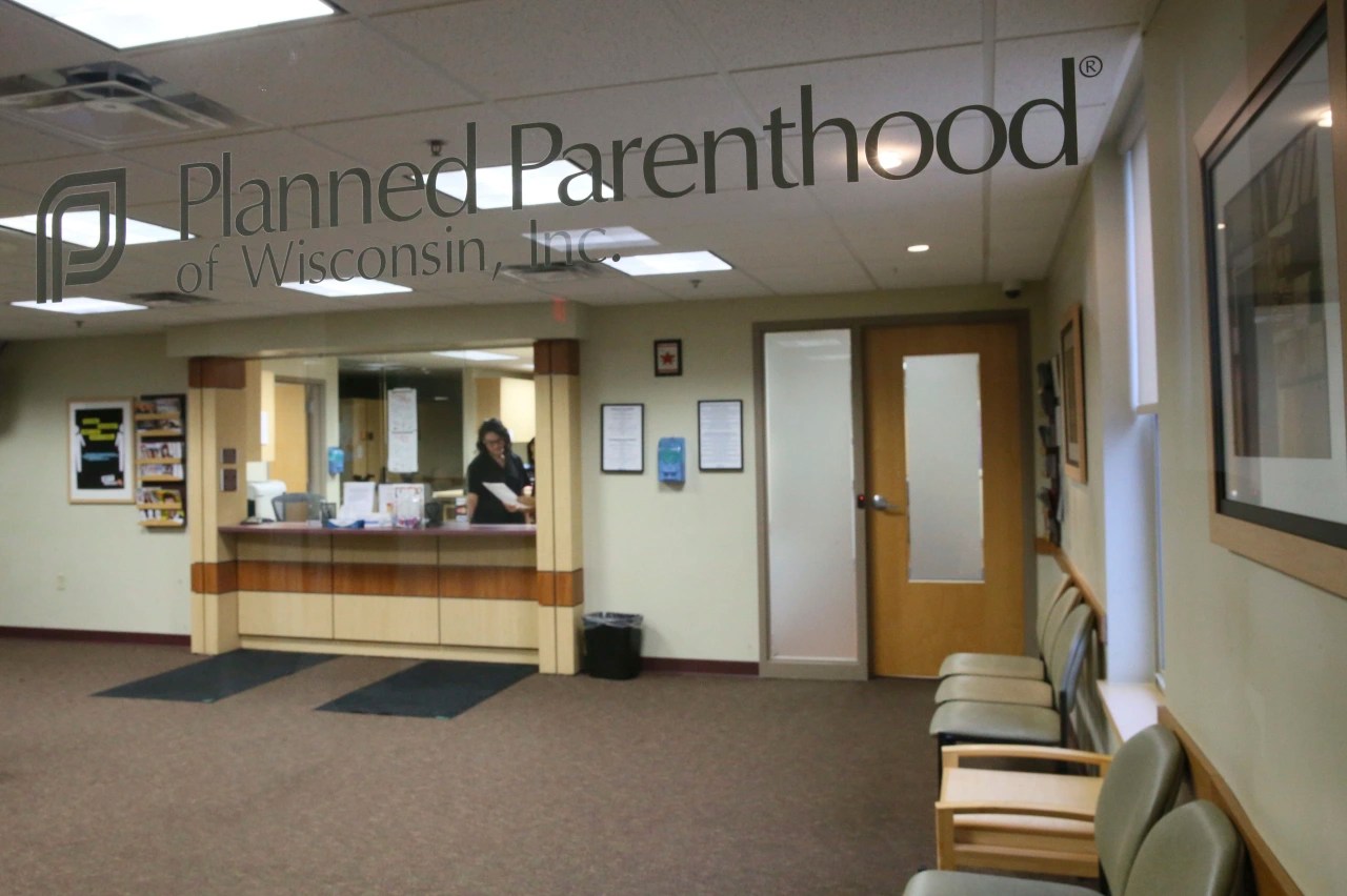 Wisconsin Abortion Clinics Prepare to Resume Appointments WSJ