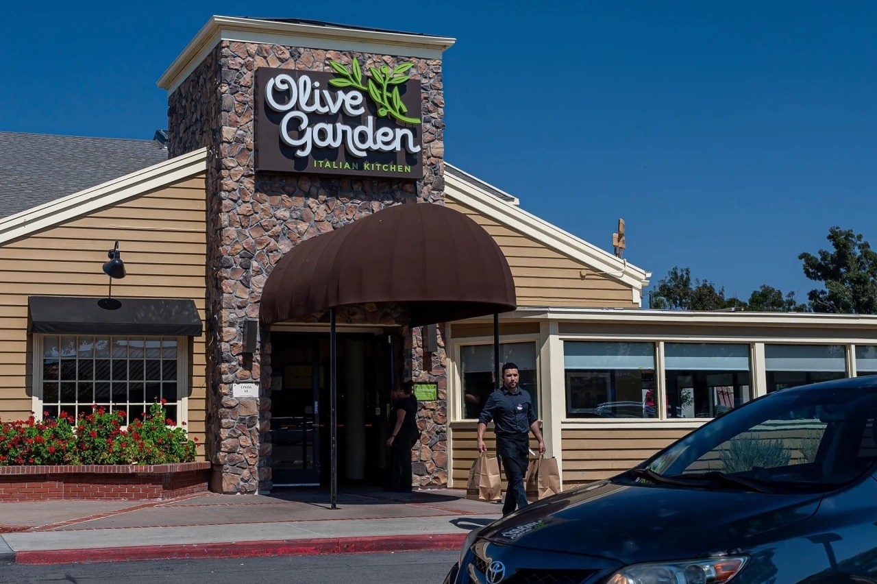 No, Olive Garden Is Not Permanently Closing All Locations, 54 OFF