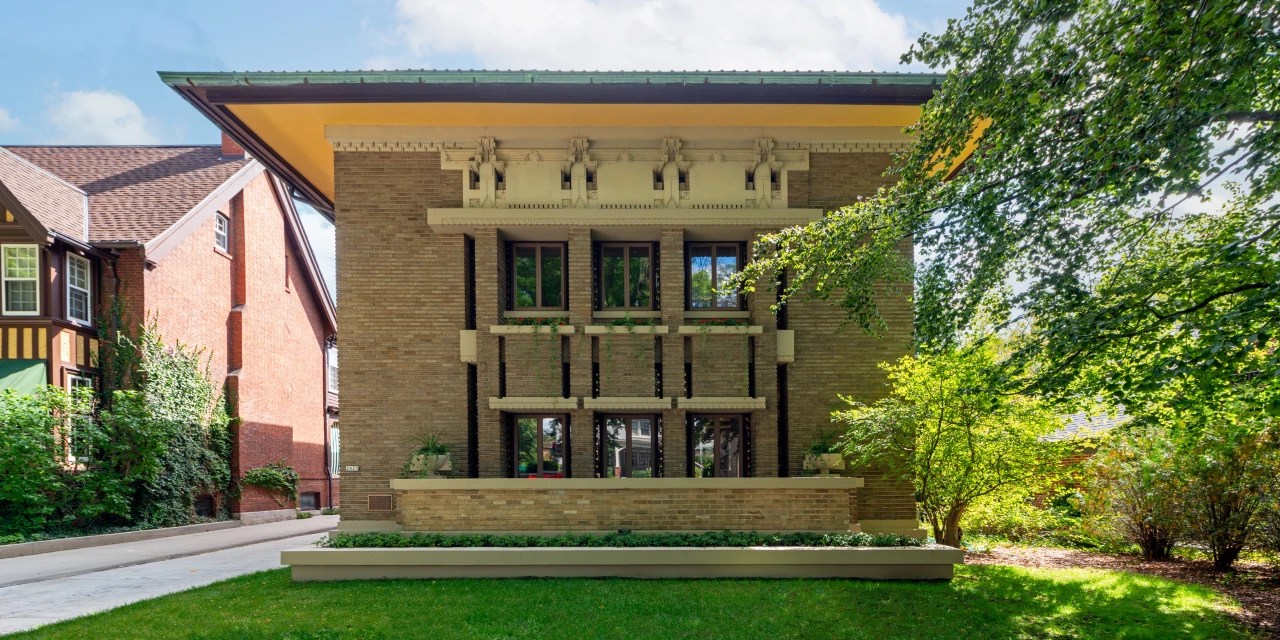 A Frank Lloyd Wright Home in Milwaukee Lists for the First Time in