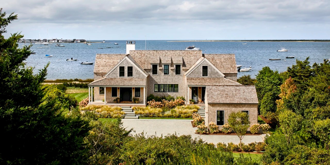 Barstool’s Dave Portnoy Buys Nantucket Home for a Record 42 Million