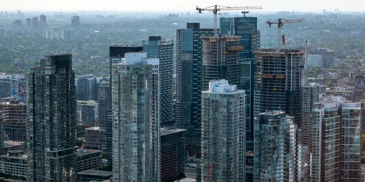 Canada’s RealEstate Market Stumbles as Rate Hikes Bite WSJ
