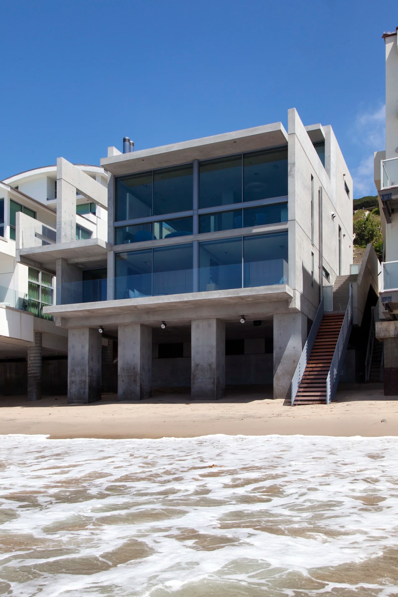 Kanye West Wants 53 Million for Malibu House Missing Windows, Doors