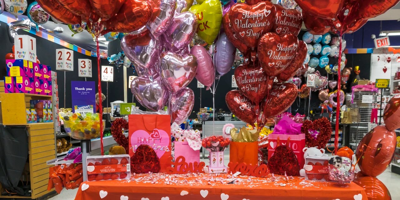 Party City Balloon Supplier Exits Bankruptcy WSJ