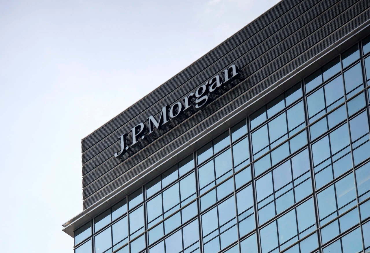 Carlos hernandez jp morgan net worth