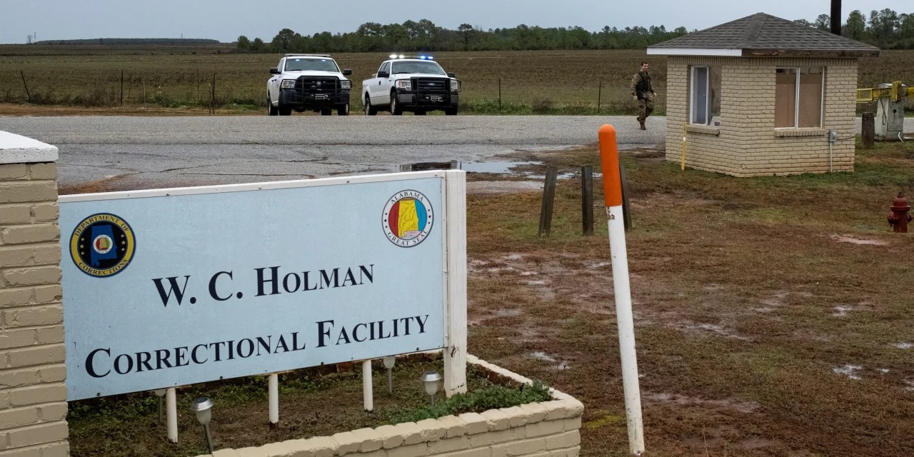 Alabama Inmate Eugene Smith Was Executed by Nitrogen Gas