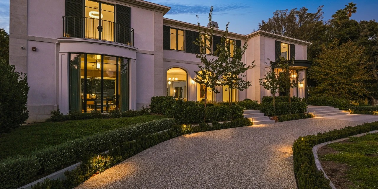 RealEstate Investor Gets ‘Great Deal’ on 30.1 Million Beverly Hills