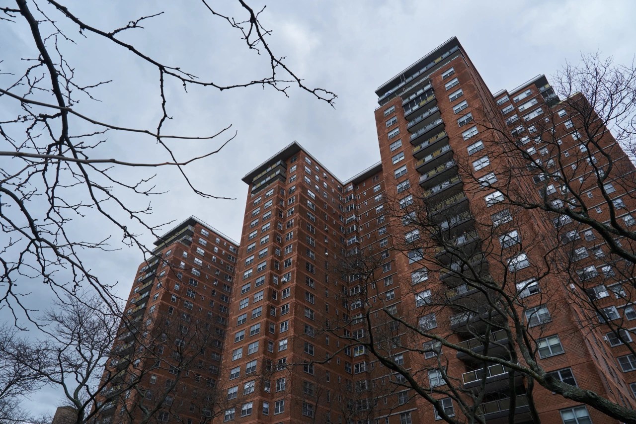 The Coney Island Apartment Complex That Nearly Sparked a Banking Panic WSJ