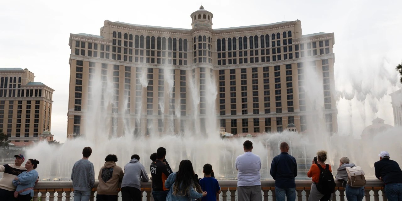 Blackstone’s Beleaguered RealEstate Fund Stems Exodus WSJ
