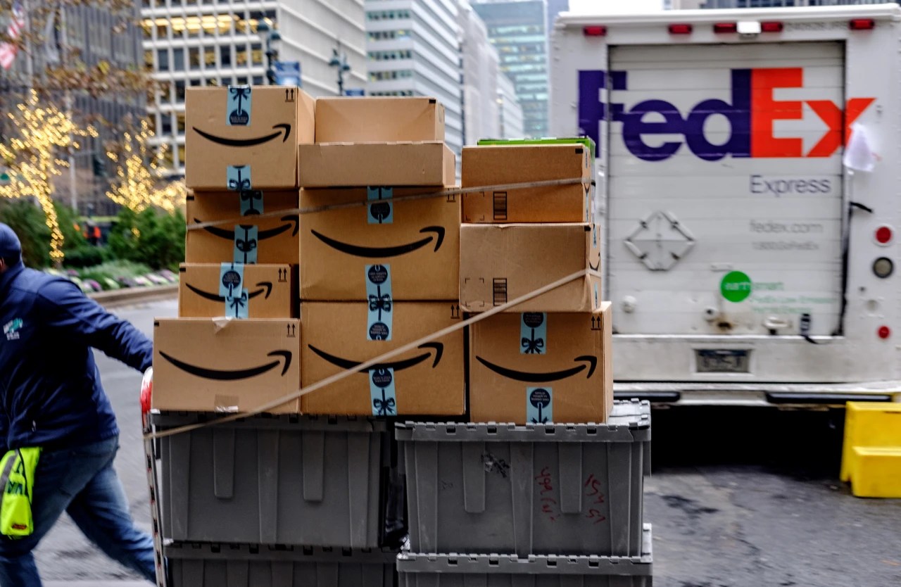 Fedex Ship Store stickernama