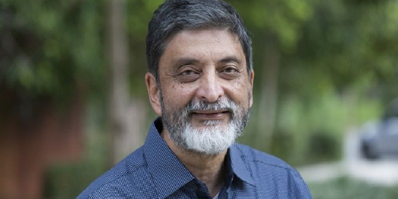 Indianorigin scientist leads team to build drones that navigate like birds