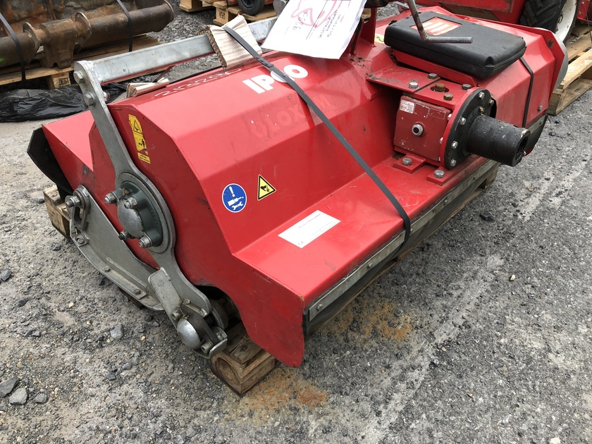 Vegetable Shredder / LIPCO ME104LZ Used Small Equipment for Sale on