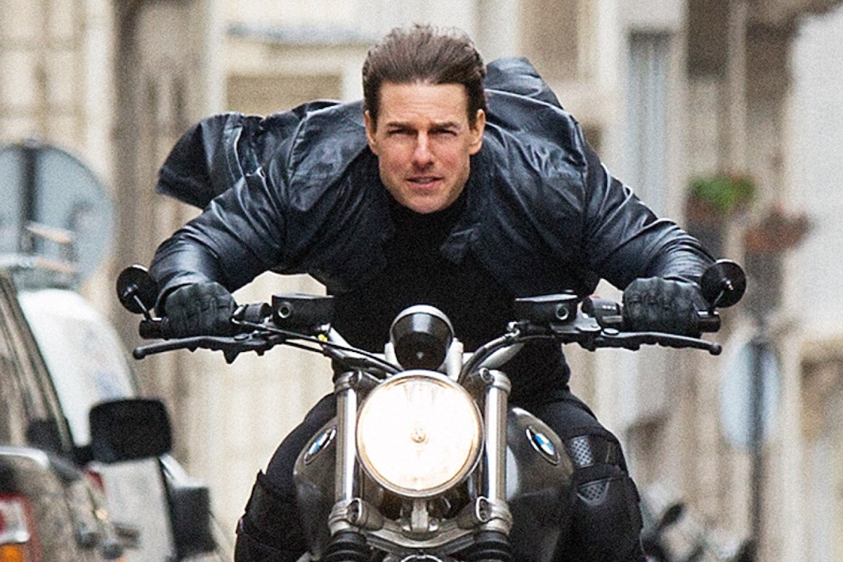How Tom Cruise Filmed That Crazy Cycle Chase in 'Mission ...