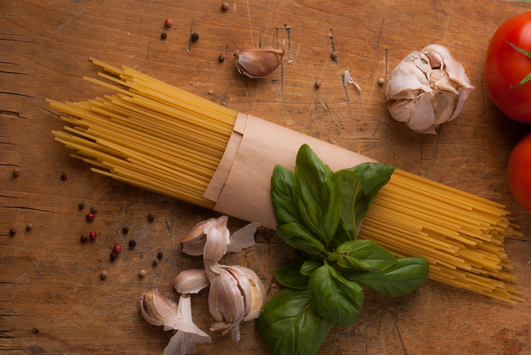 Download Spaghetti Still Life Garlic Food Pasta HD Wallpaper by Dmitry