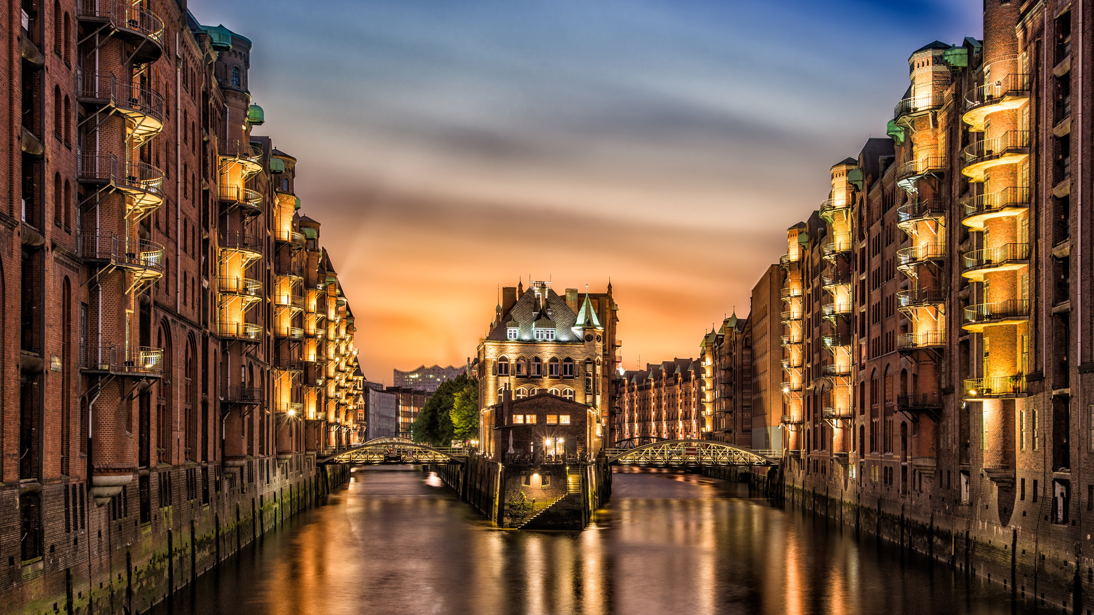 Stunning Hamburg at Twilight 4K Ultra HD Wallpaper