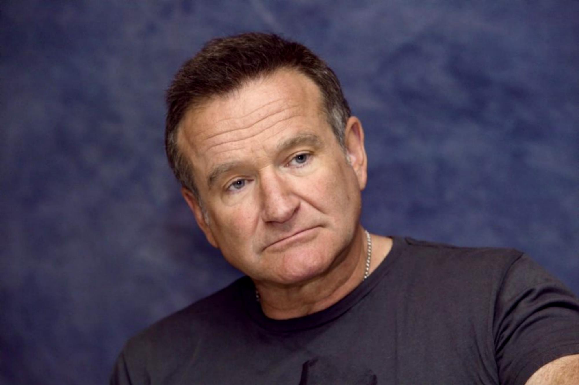 Robin Williams Full HD Wallpaper and Background Image 2000x1330 ID