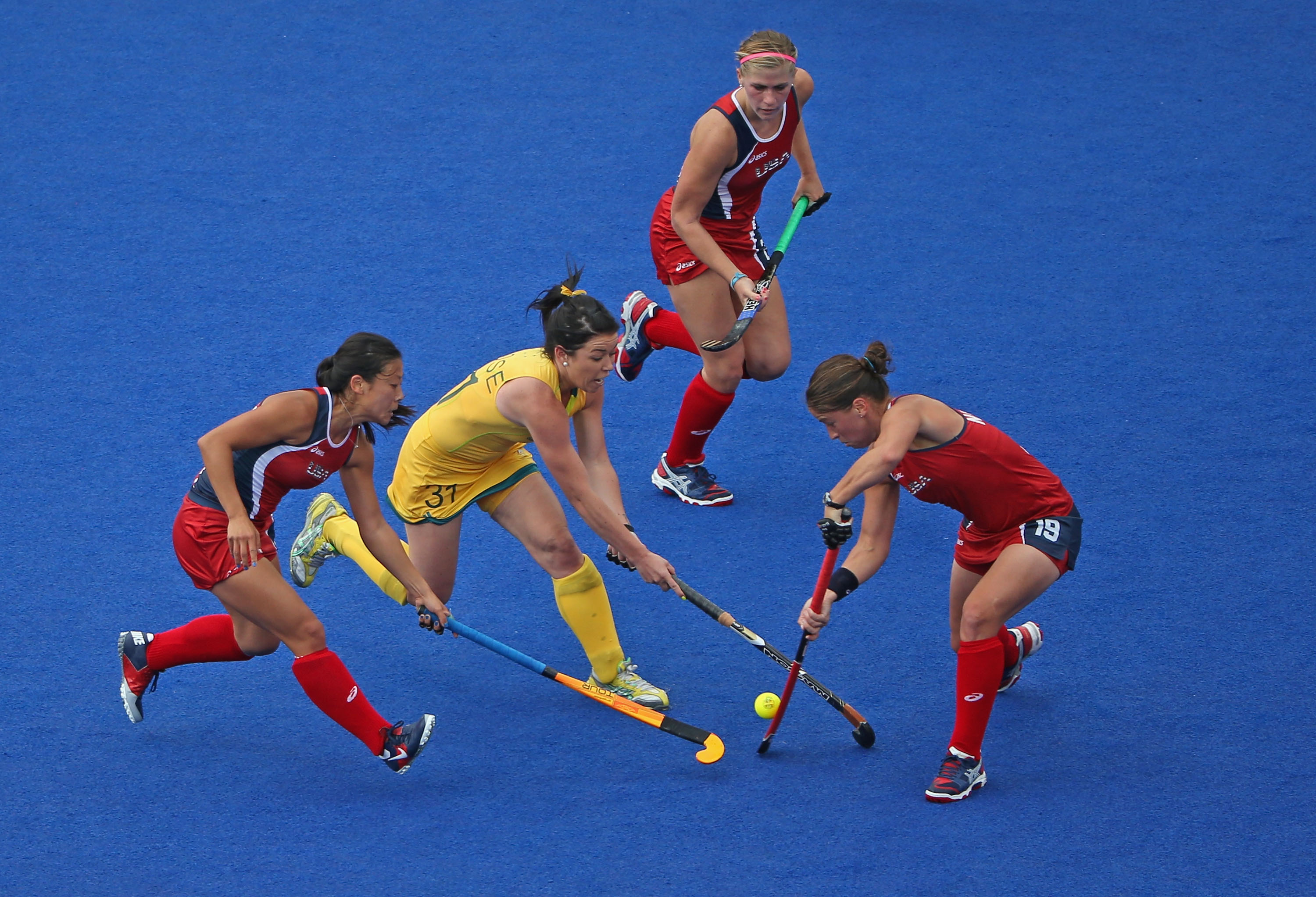 Download Field Hockey Sports HD Wallpaper