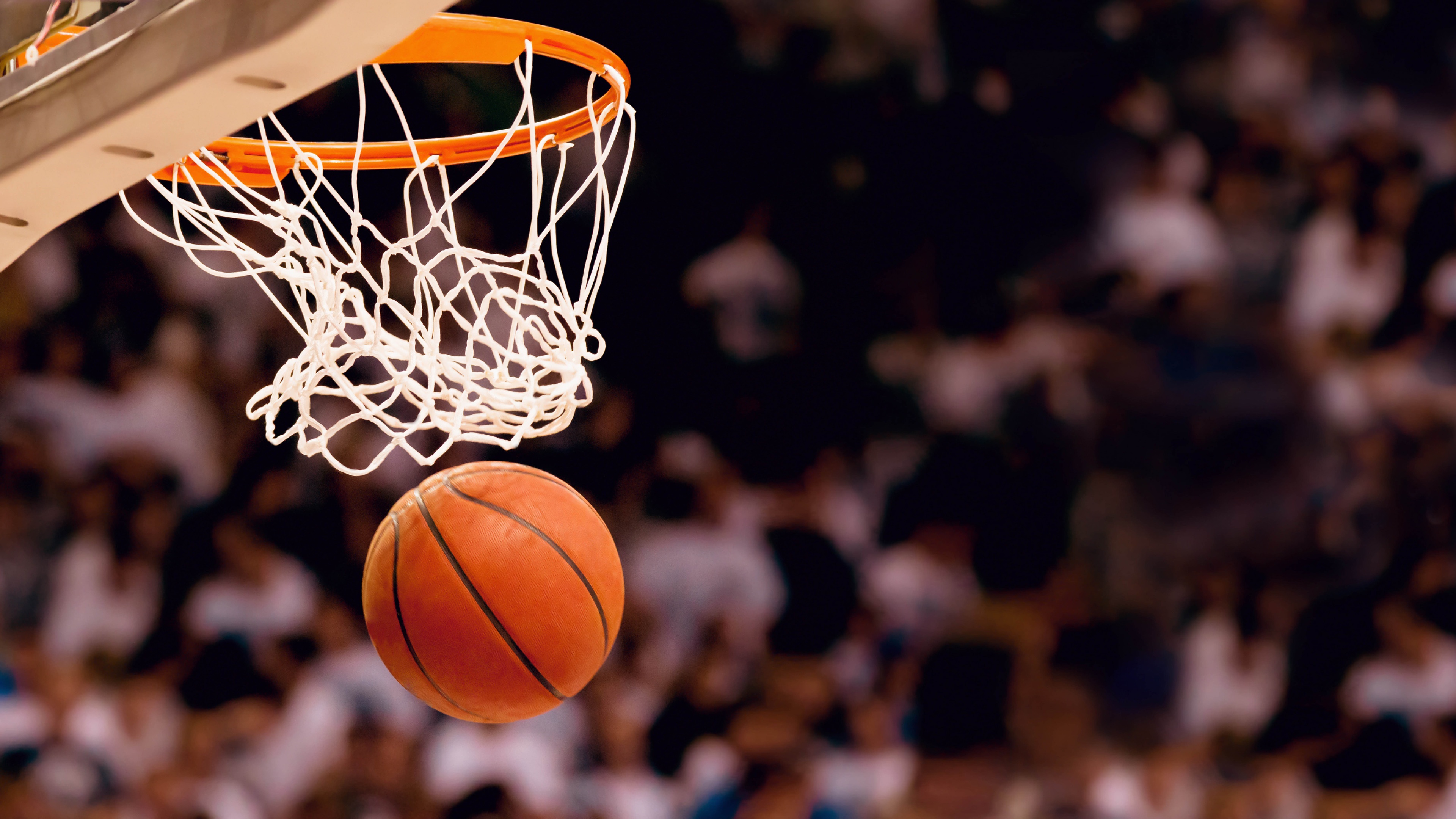 Dynamic Basketball Action 4K Ultra HD Wallpaper