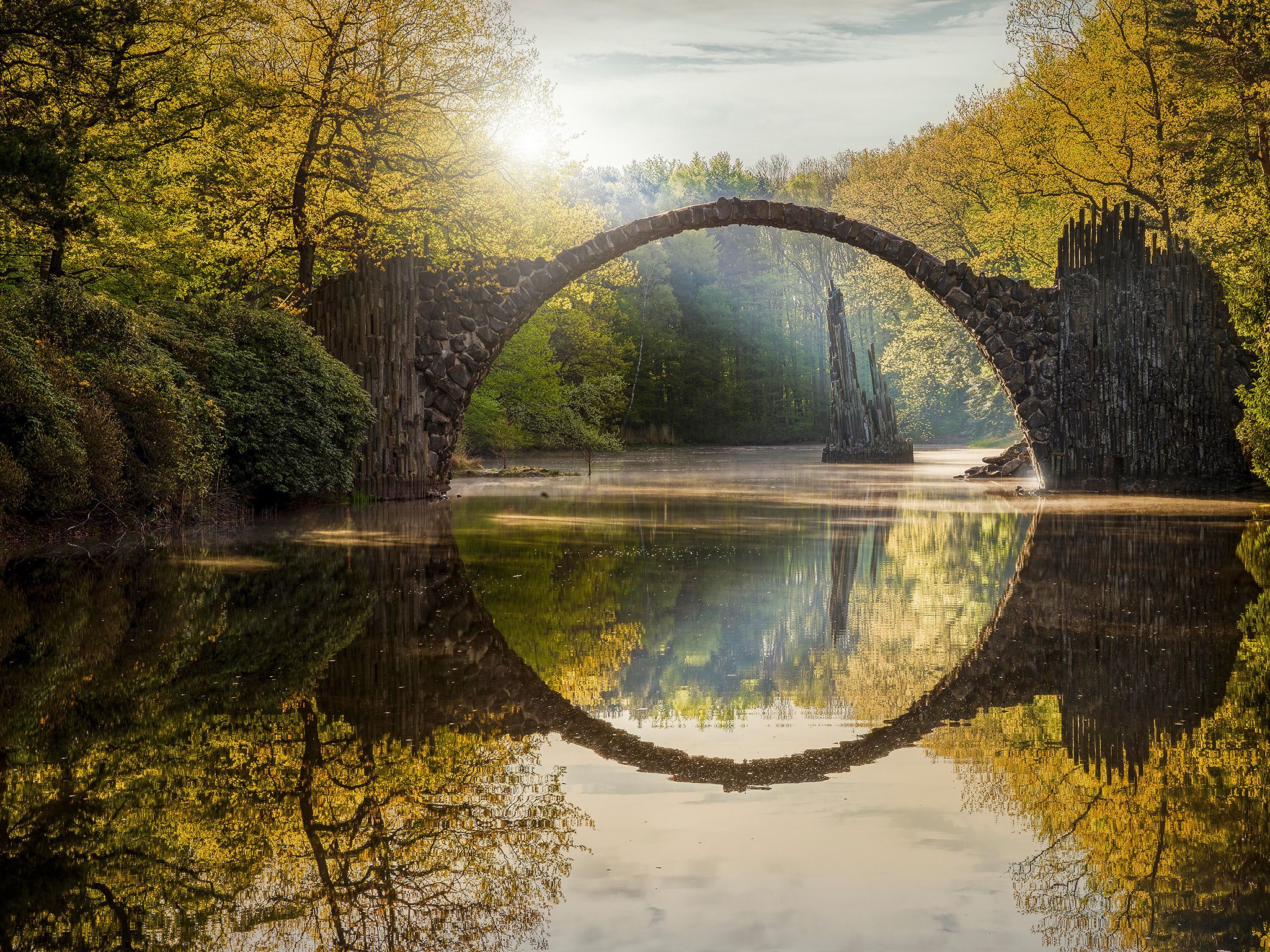 The devil's bridge, Rakotzbrücke, Germany Papel de Parede HD Plano de