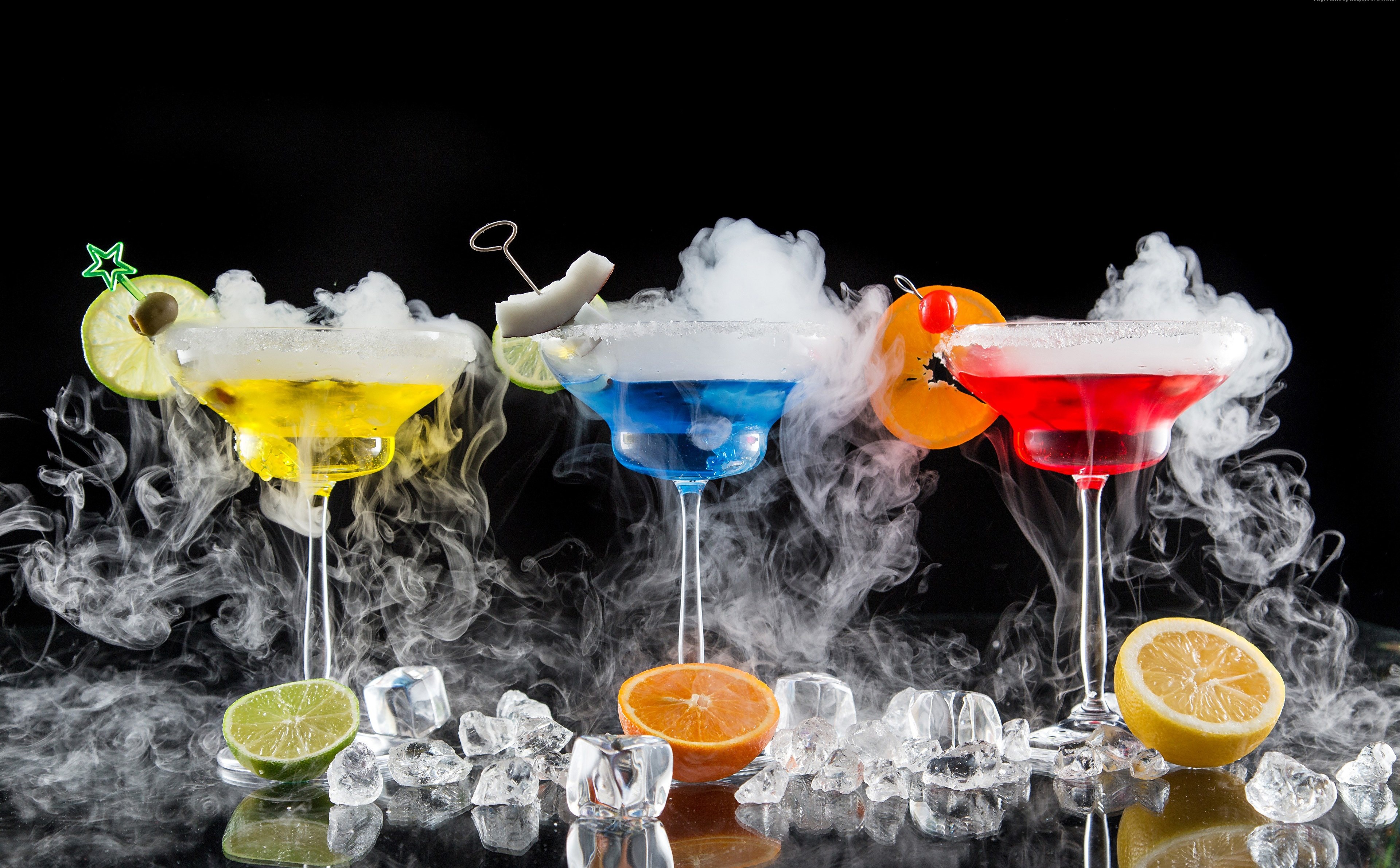 Download Glass Fruit Smoke Ice Cube Drink Food Cocktail 4k Ultra HD
