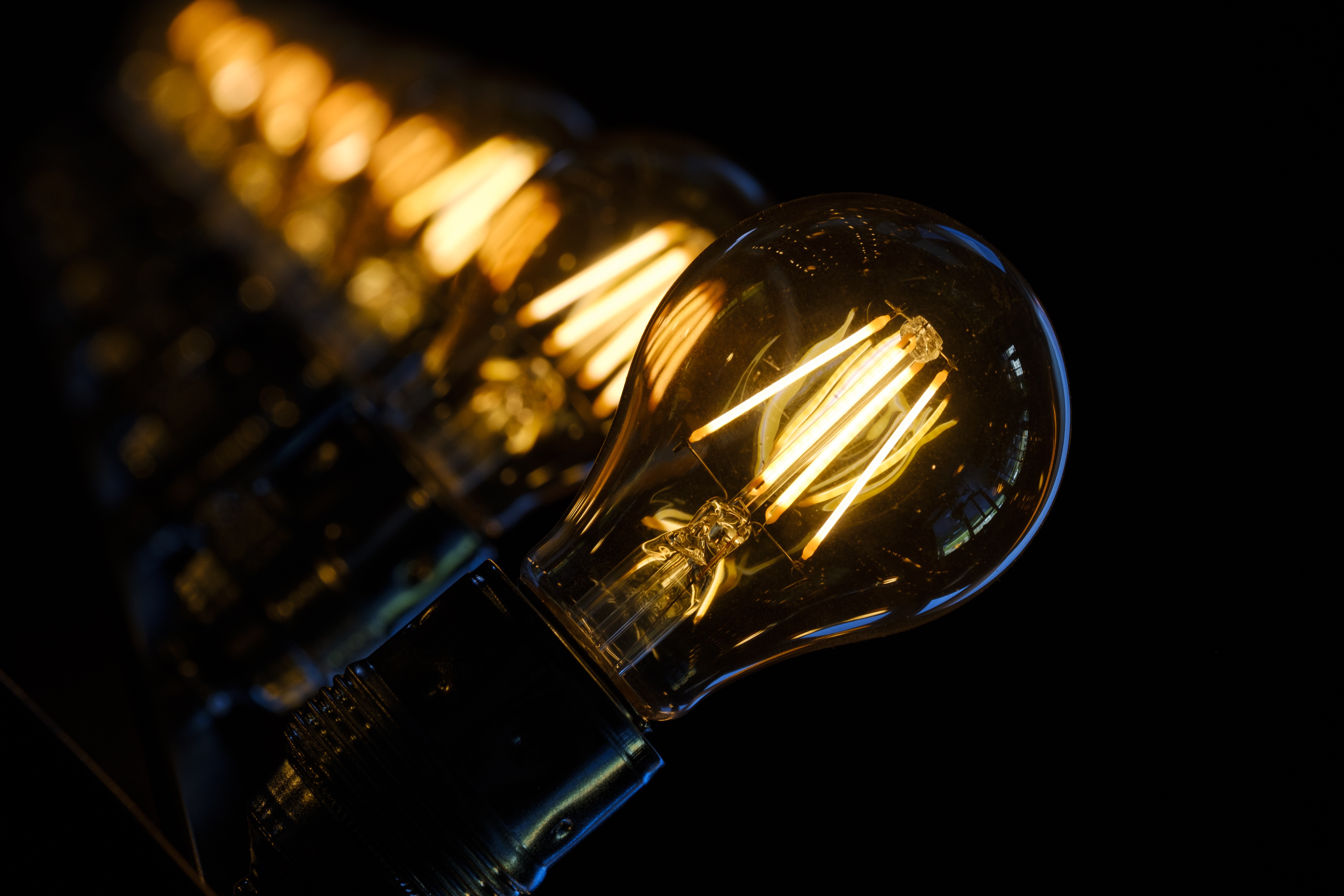 Download Closeup Man Made Light Bulb 4k Ultra HD Wallpaper