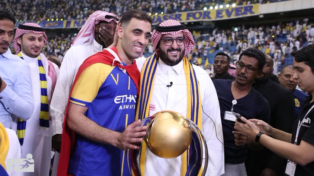 اخواني واخواتي في الله هنا جميع سور القرآن الكريم مكتوبة ماعليكم سوى إختيار السورة التي تَودون قرآءَتها بالضغط على الرابط أحببت وضعها هنا لسببين: حمد الله يؤكد "فخره" بتحطيم الأرقام القياسية ويكشف رأيه في ...