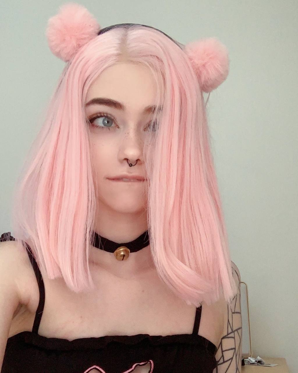 Модель с Onlyfans "Saekkico" (20 фото слитых в сеть) | Giffs.ru