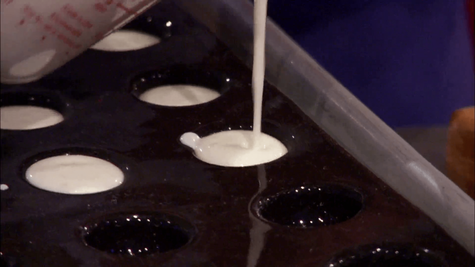 Iron.Chef.America.S08.1080p.WEBDL.AAC.2.0.x264RTN 44.8 GB