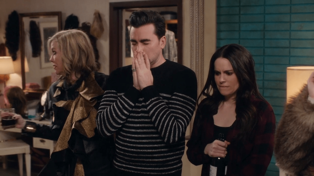 Merry Christmas Johnny Rose Schitts.Creek.S04E00.Merry.Christmas.Johnny.Rose.720p.WEBRip.x264