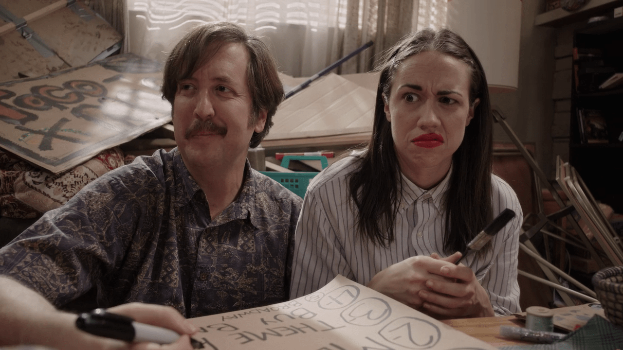 Haters.Back.Off.S02.720p.NF.WEBDL.DD5.1.x264CONVOY 4.2 GB