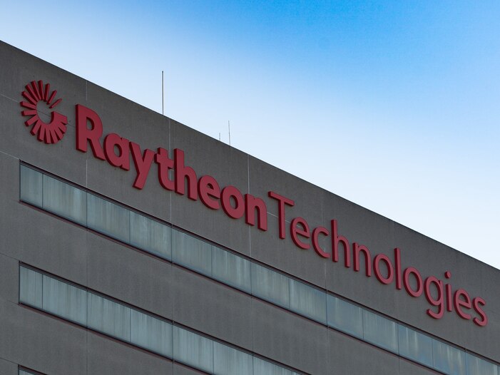 Raytheon CEO says the company will 'load up' on share buybacks in 2021