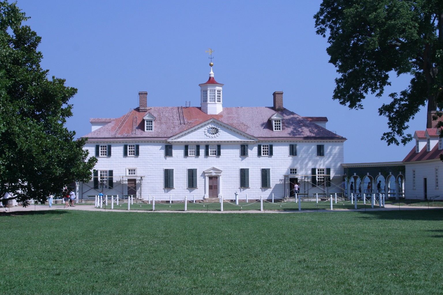 Mount Vernon rear view Pics4Learning
