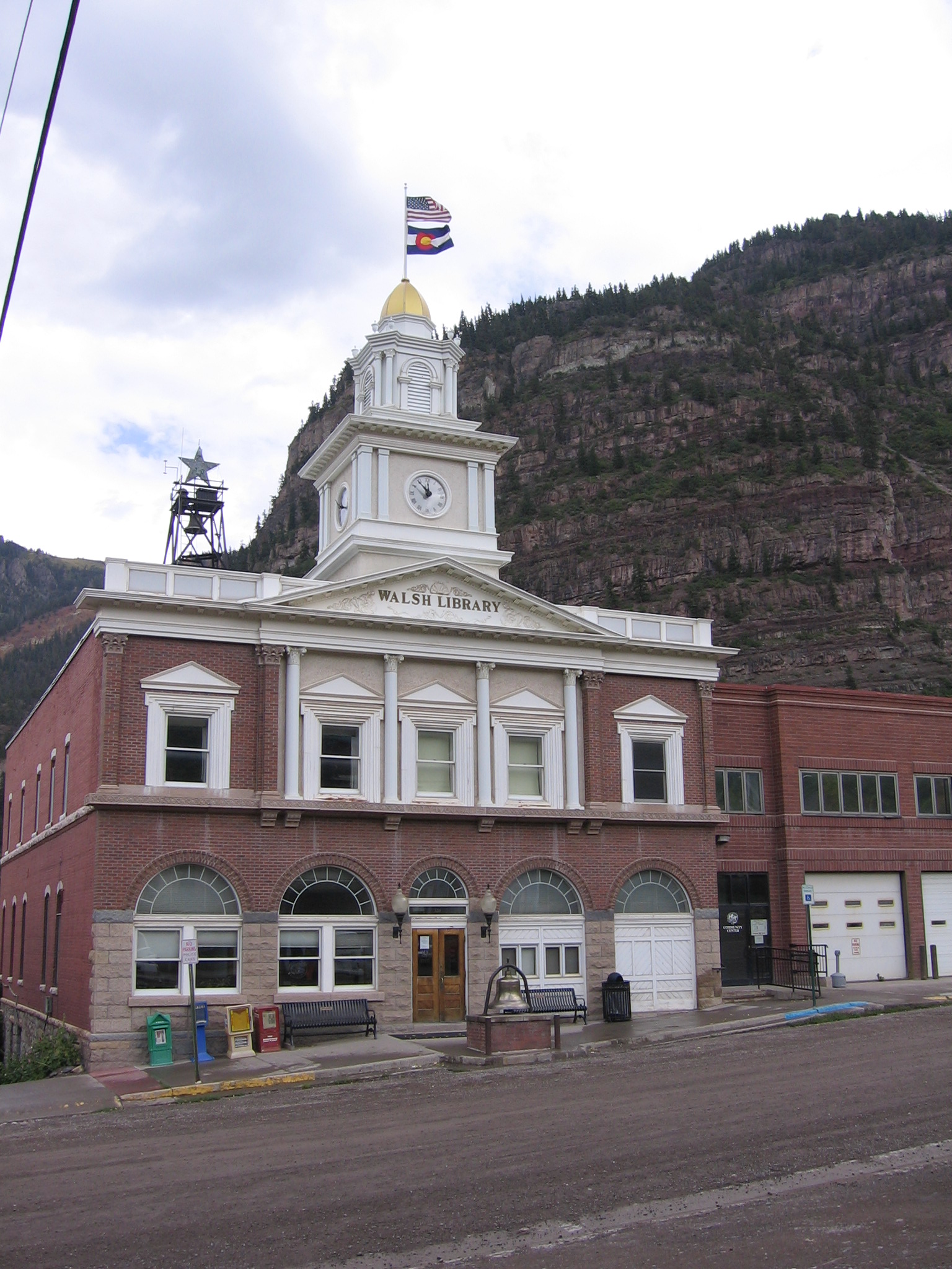 Walsh Library Pics4Learning