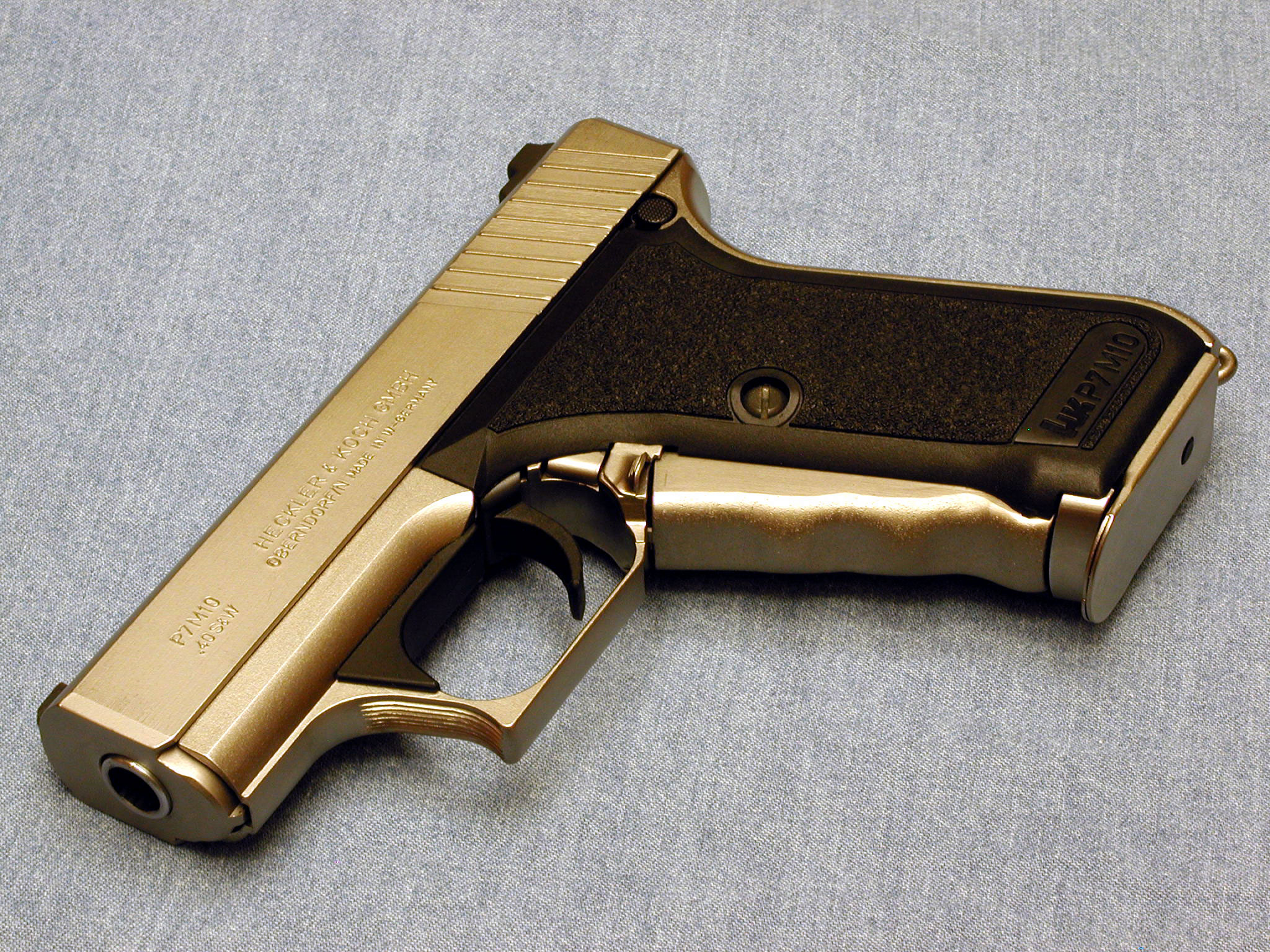 Golden Guns Wallpaper